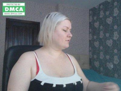 CorrinnaWild bongacams