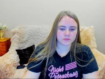 courtneyjoysons chaturbate