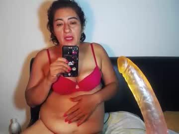 cristall_hot chaturbate