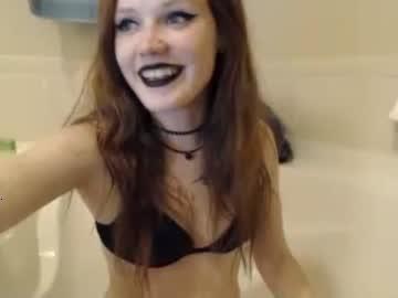 cslittleslut chaturbate