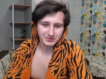 darrens_sloe chaturbate