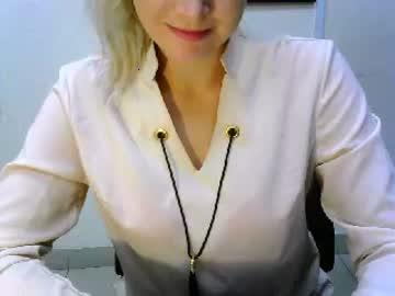 demiholl chaturbate