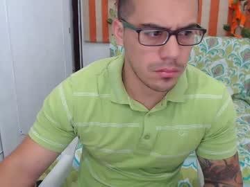 derryl_8 chaturbate