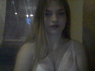 Dina-sweet00 bongacams