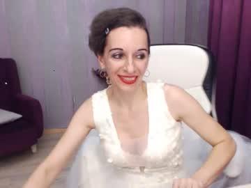 divinneeve chaturbate