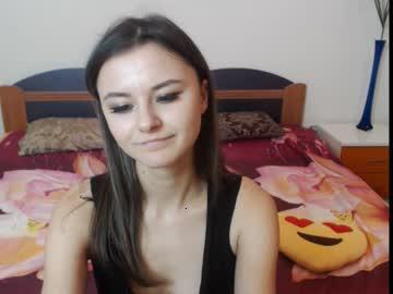 dreamyjulya chaturbate