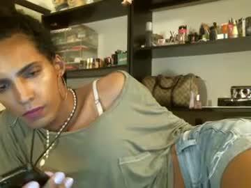 drinksnlipstick chaturbate