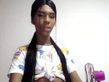 ebonnylatyn_xts chaturbate