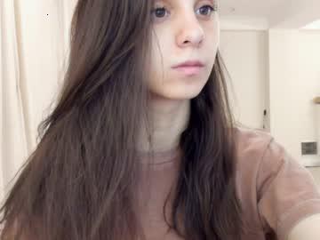 ehotlovea chaturbate