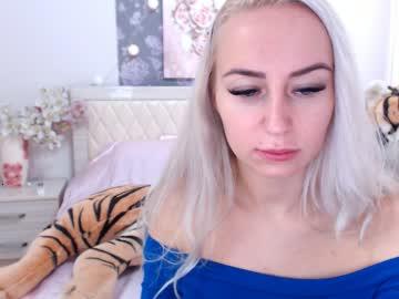 elinalucky chaturbate