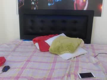 emilly_sex28 chaturbate