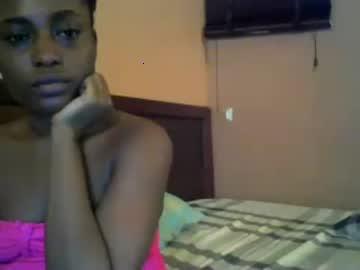 emily_mathis chaturbate