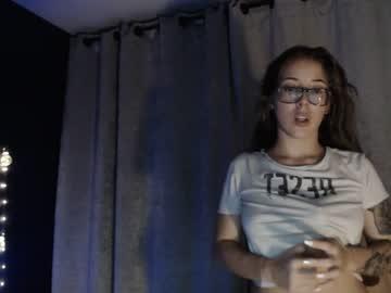 emilybluunt_ chaturbate