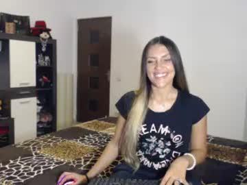 evabomb chaturbate