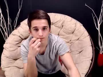 evan_buxter chaturbate