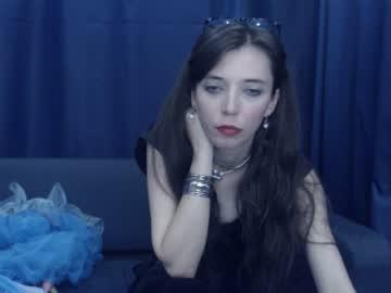 fluttertucker1 chaturbate