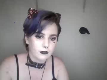 freyjasraven chaturbate