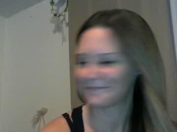 fulloffun2432 chaturbate