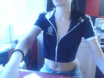 g_i_a_16 chaturbate