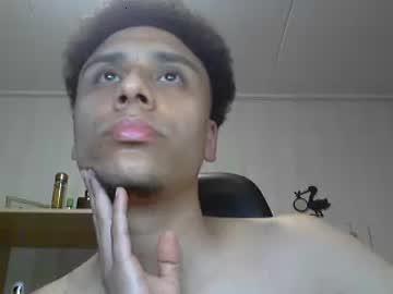 geilelightskin chaturbate