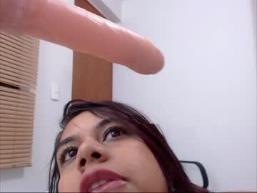 genesisgirlhot21 chaturbate