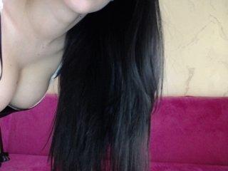 Goldi23 bongacams