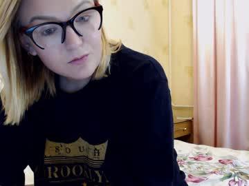 goldy_kira chaturbate