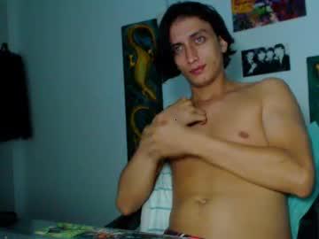 greeneyesboy26 chaturbate