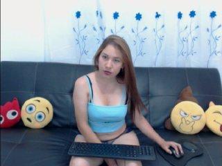 HilaryLove bongacams