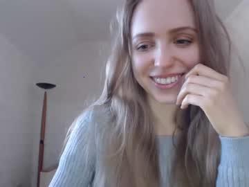 holly_angel chaturbate