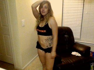 HONEYDAZE bongacams