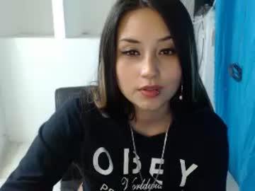 hornycute18 chaturbate