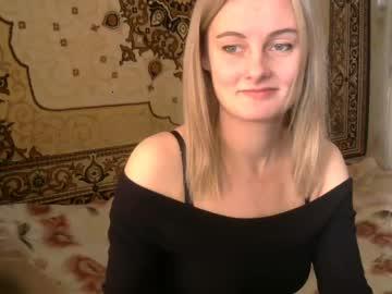 hornyvikky26 chaturbate