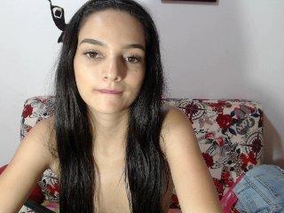 Hotdelight3u bongacams