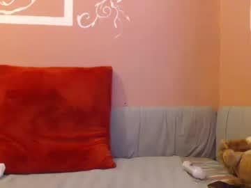 hottiefoxyfox chaturbate