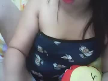 hottietits25 chaturbate