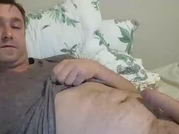 hugeasfuck2929 chaturbate