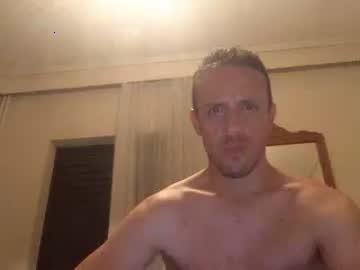 hugeboy30 chaturbate