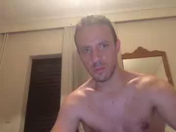 hugeboy30 chaturbate