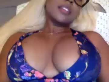 icequeen00 chaturbate