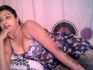 indiandoll17 bongacams