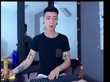 jaketylor_18 chaturbate