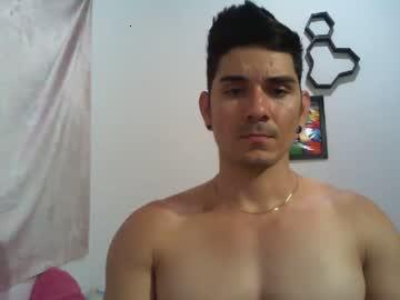 jhosh323 chaturbate