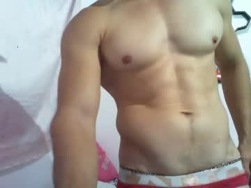 jhosh323 chaturbate