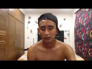 john_due08 chaturbate