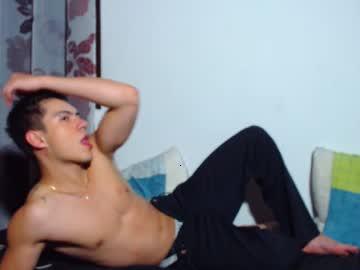 johncros chaturbate