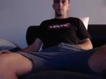 johnnyjizz3 chaturbate