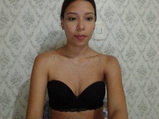 JolieeTyler bongacams