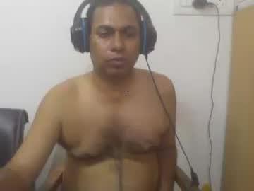 jonyboywantsexuu chaturbate