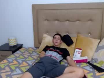 jostin_fox02 chaturbate